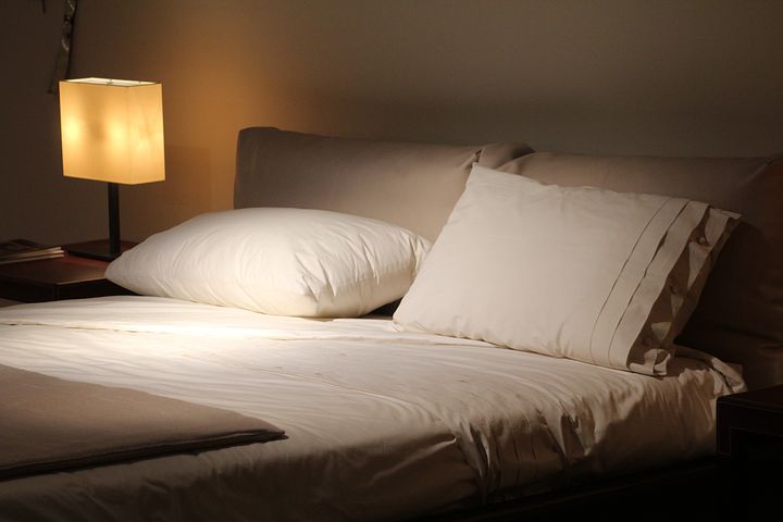 double-bed-1215004__480